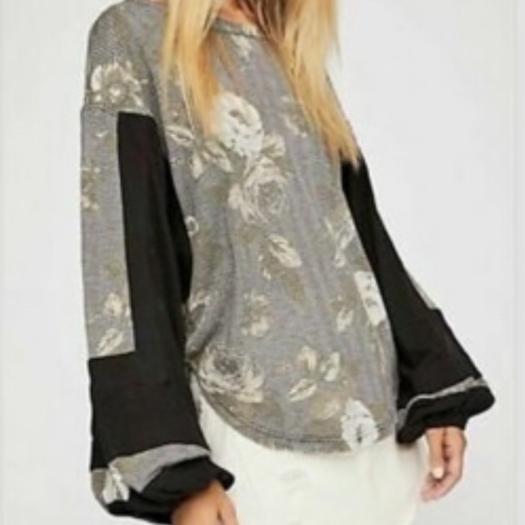 Free People Tops - Free People We the Free blossom thermal black XS